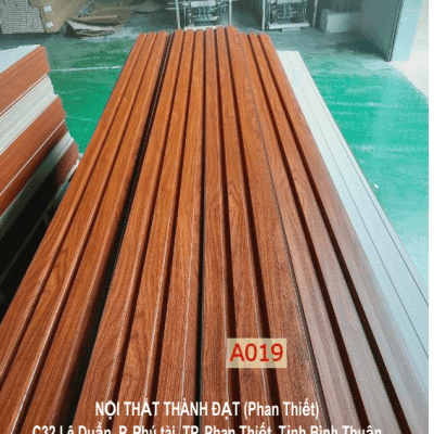 LAM SÓNG GỖ NHỰA